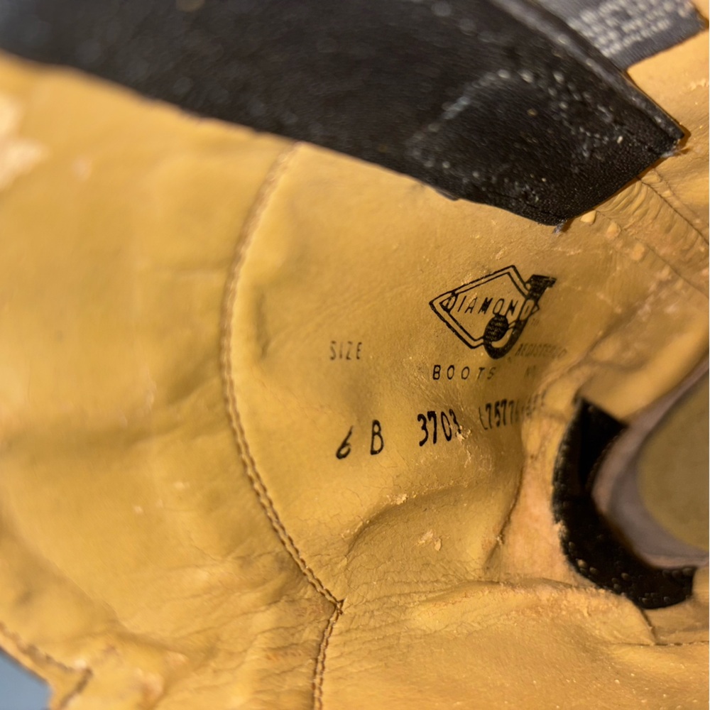 Diamond J Roper Boots - Picture 8 of 10
